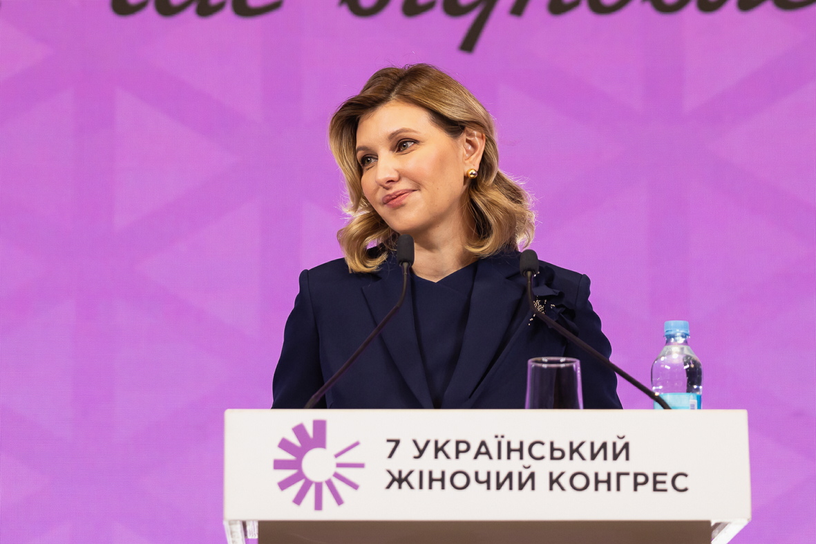 Перша леді України переконана, що держава має стати групою підтримки для жінок, на яких навалилося стільки несподіваного екстремального лідерства. Фото з сайту president.gov.ua